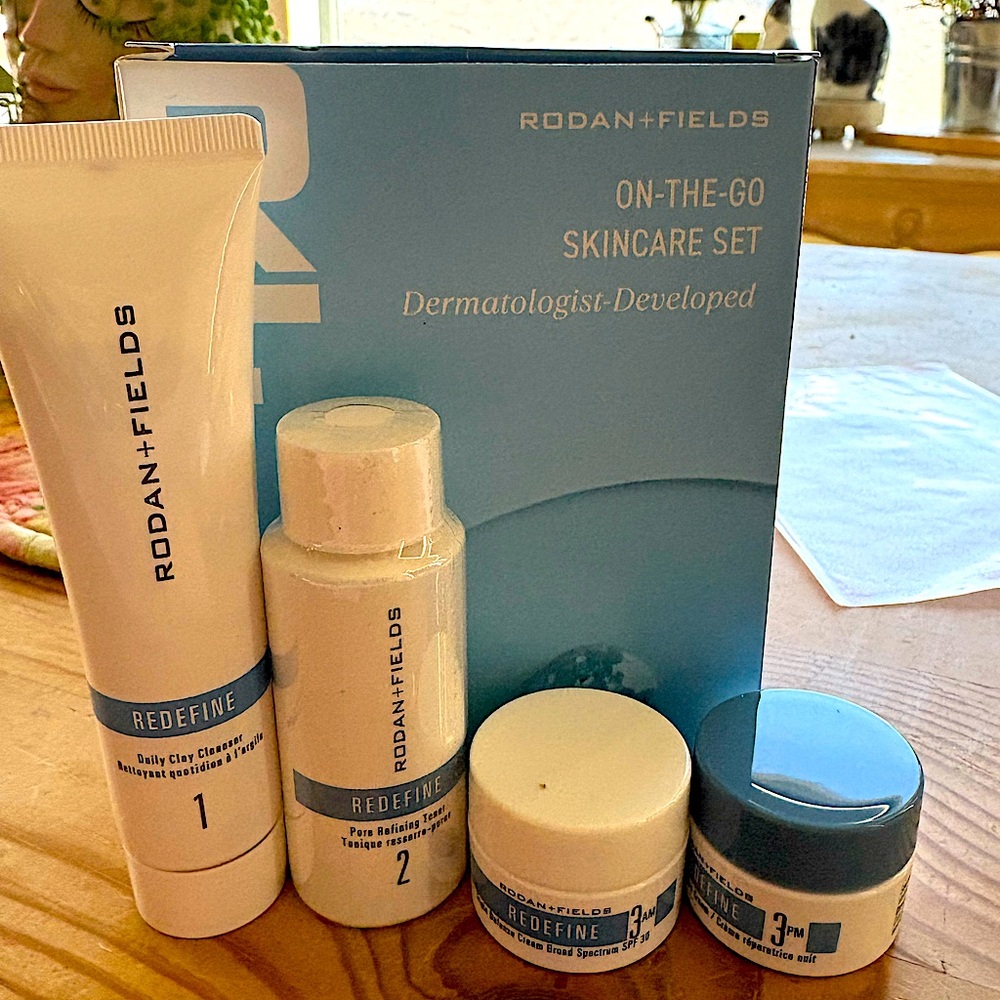 NIB 💙Rodan + Fields💙 Travel Size Redefine Regimen